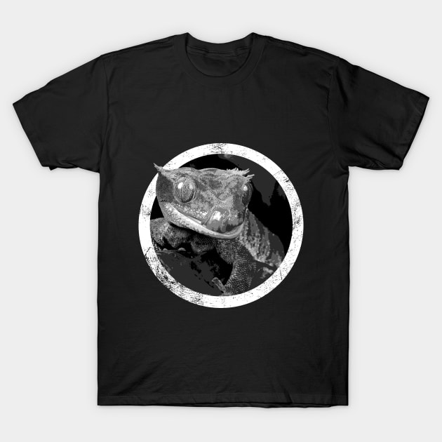 Vintage Style Crested Gecko T-Shirt by MeatMan